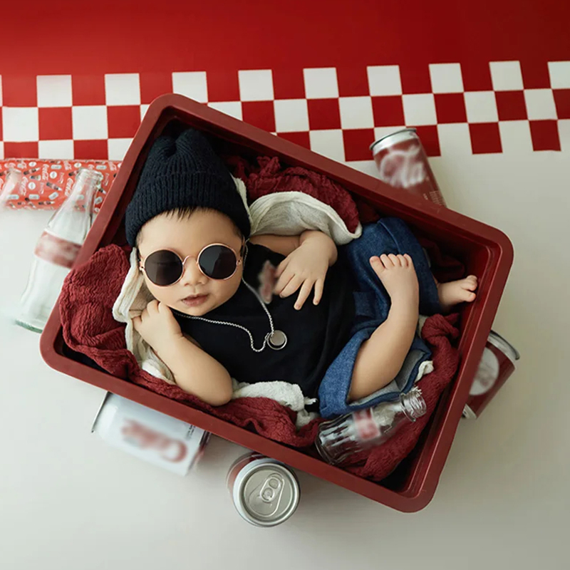 Cool Boy Theme Photography Set - Baby Food Bottle 评论和价格